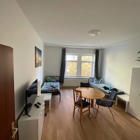 Flex Aparts - Grosse, Moeblierte 3-raum In Apartment *