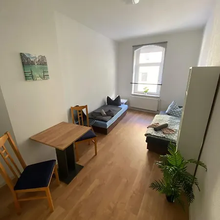 Flex Aparts - Grosse, Moeblierte 3-raum In