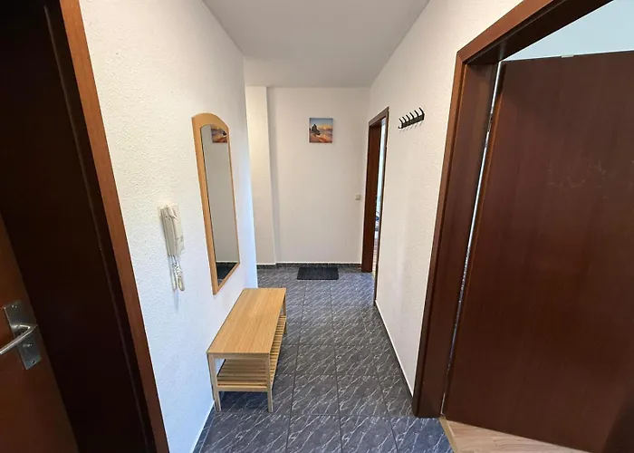 Flex Aparts - Grosse, Moeblierte 3-raum In Apartman *